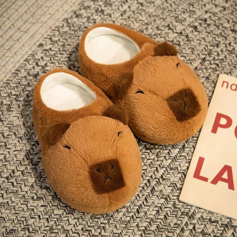 Pantufa De Capivara Brinca Mundo Loja De Brinquedos