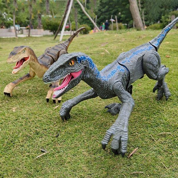 Dinossauro Raptor - Grama