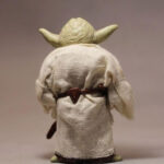 Action Figure Mestre Yoda - Costas