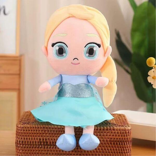 Boneca de Pelúcia Elsa